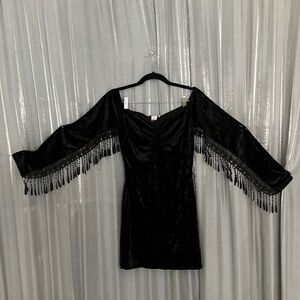 sweetheart neckline velvet fringe dress